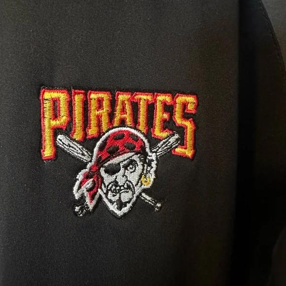 Antigua Men's Black and Gray Pirates Windbreaker - Picture 4 of 4